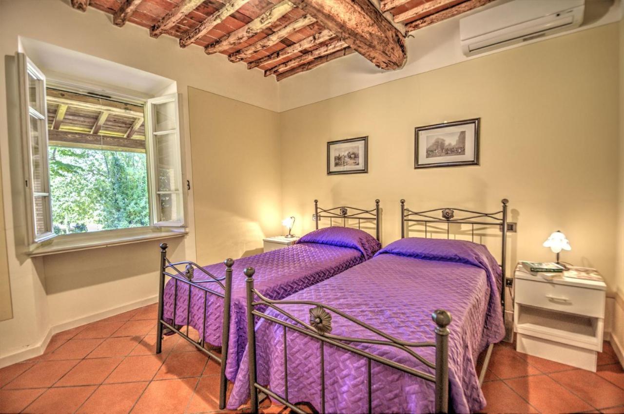 Lucca Cycling Holidays Il Tiglio Rooms SantʼAndrea di Compito Zewnętrze zdjęcie